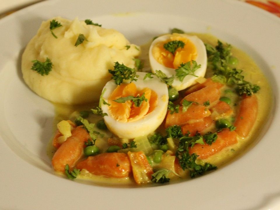 Eier in Currysoße von Haubndauchersschatzi| Chefkoch