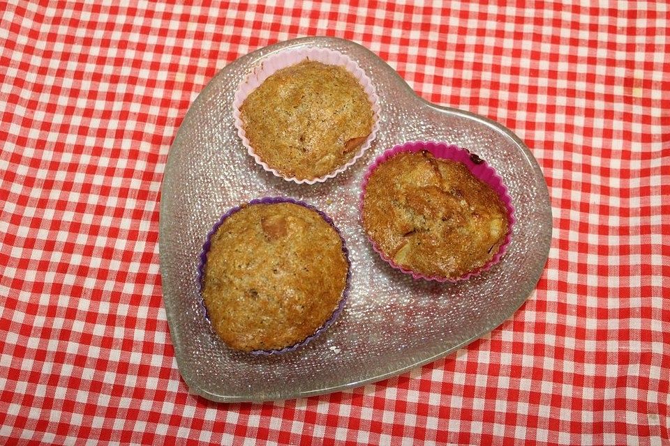 Apfel-Amaretto-Muffins