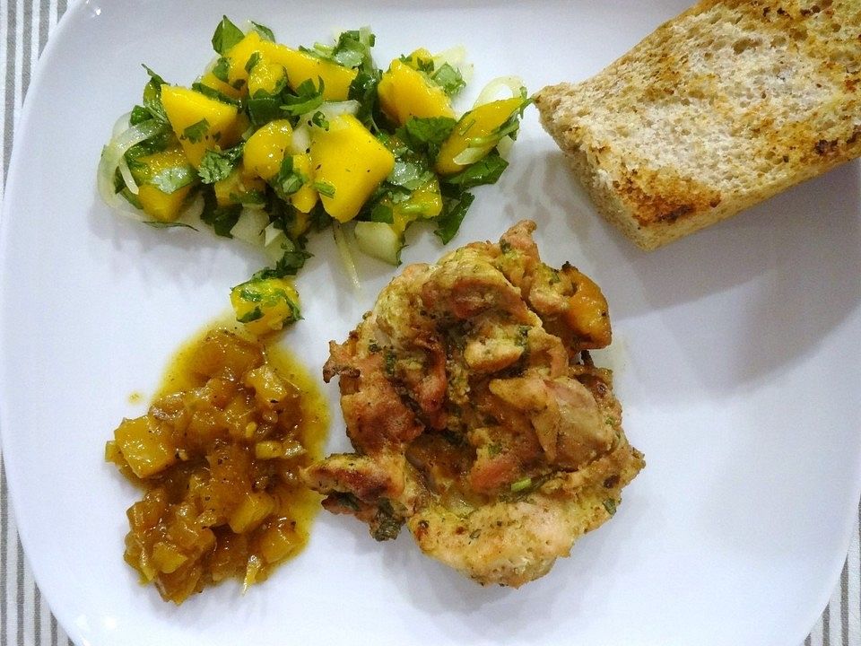 Curry-Joghurt-Hühnchen mit Mangosalat und Ananas-Chutney von Versacina ...