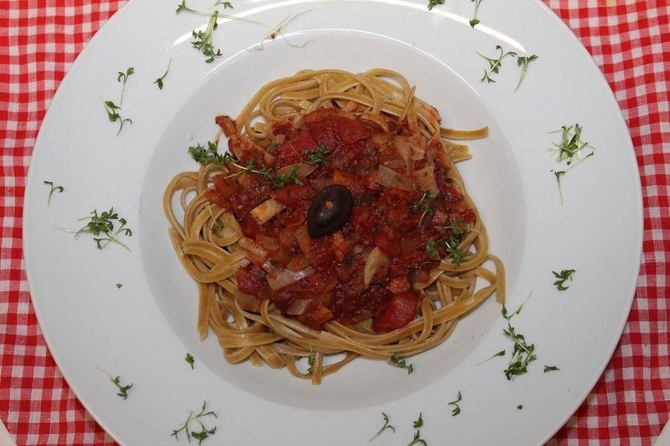 Tomaten-Oliven-Linguine mit Weißweinnote à la  Didi