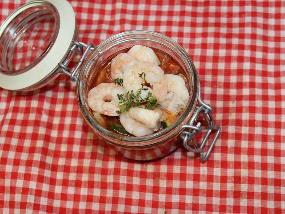 Garnelen in Tomaten-Zucchini-Knoblauch-Sauce von martinberka| Chefkoch