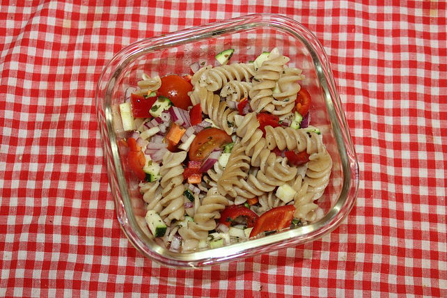 Herzhafter Vollkorn-Nudelsalat von jojo63| Chefkoch