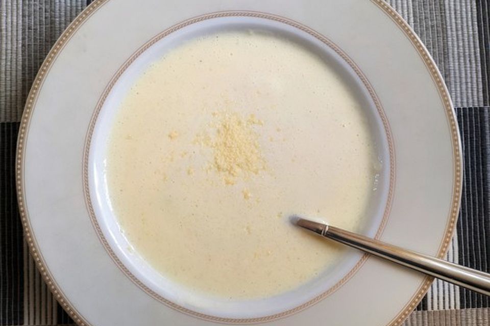 Blumenkohl-Käsesuppe vom Sternekoch