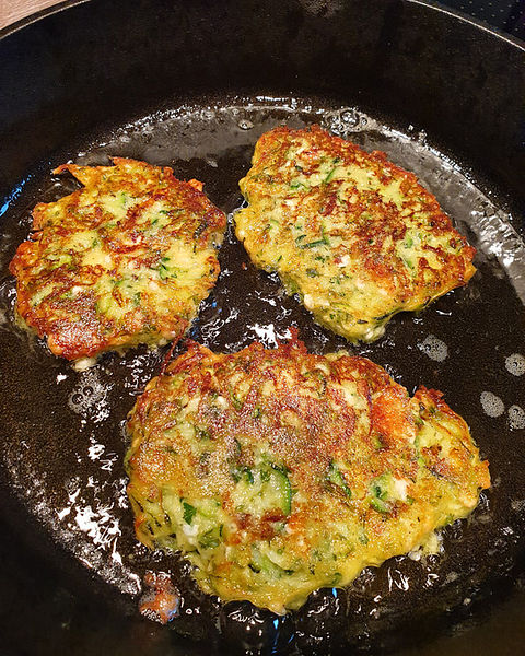 Zucchinipuffer Rezepte - die besten Rezepte 2024 | Chefkoch