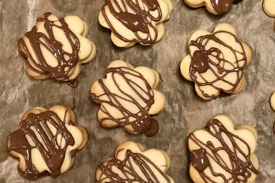 Vegane Marzipan-Nougat-Doppeldecker-Plätzchen