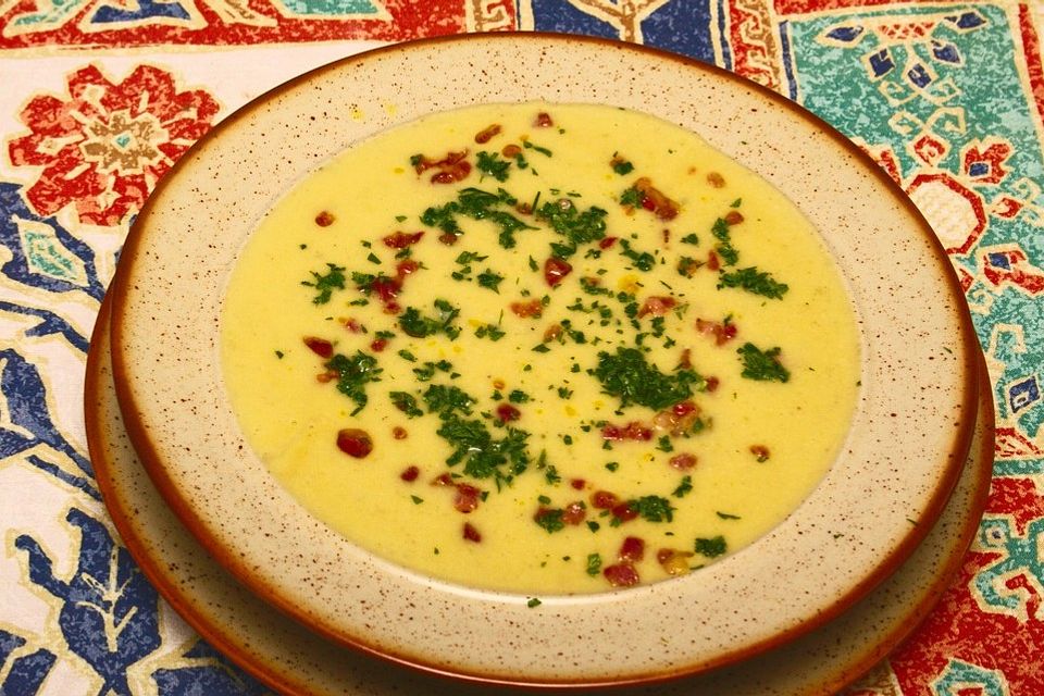 Brüsseler Rosenkohlcremesuppe