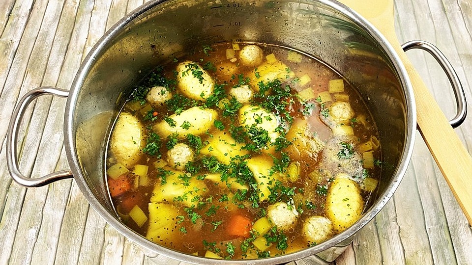 Traditionelle Rindfleischsuppe Mit Einlagen Von Cookingwithpete Chefkoch