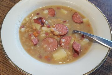 Derbe Bohnensuppe