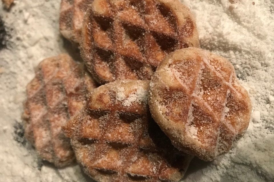 Waffelplätzchen mit Quark und Zimt