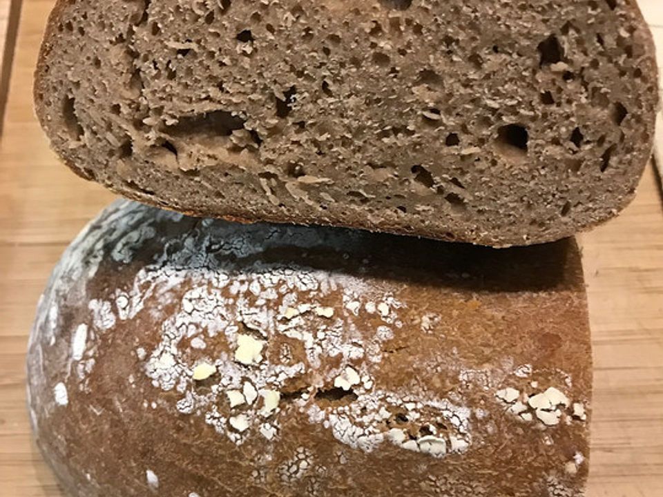 Saftiges Sauerteig-Roggenmischbrot von Gäbelchen1967| Chefkoch