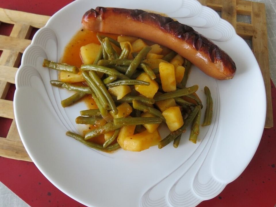 Kartoffeleintopf mit Lammbratwurst von atinasnepi| Chefkoch