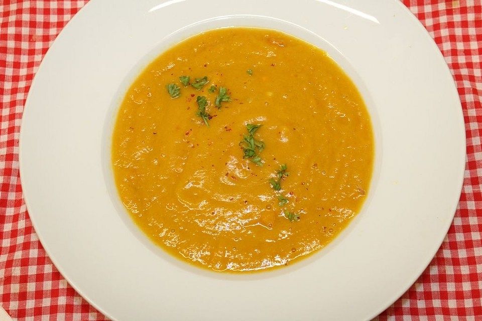 Süßkartoffelsuppe mit Möhren