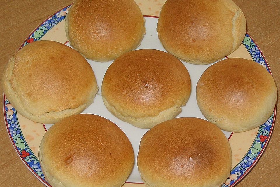 Frische Sonntagsbrötchen Bonifatius