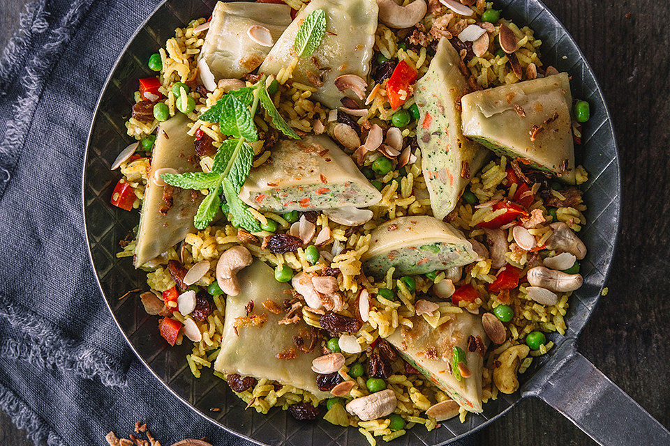 Vegetarische Reispfanne mit Maultaschen