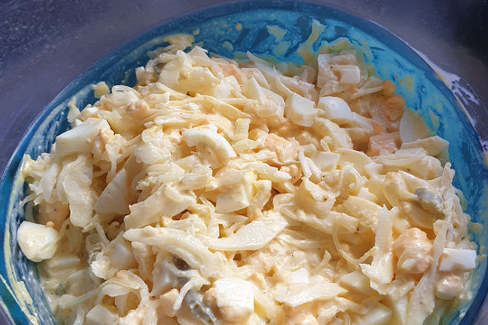 Eiersalat mit Coleslaw