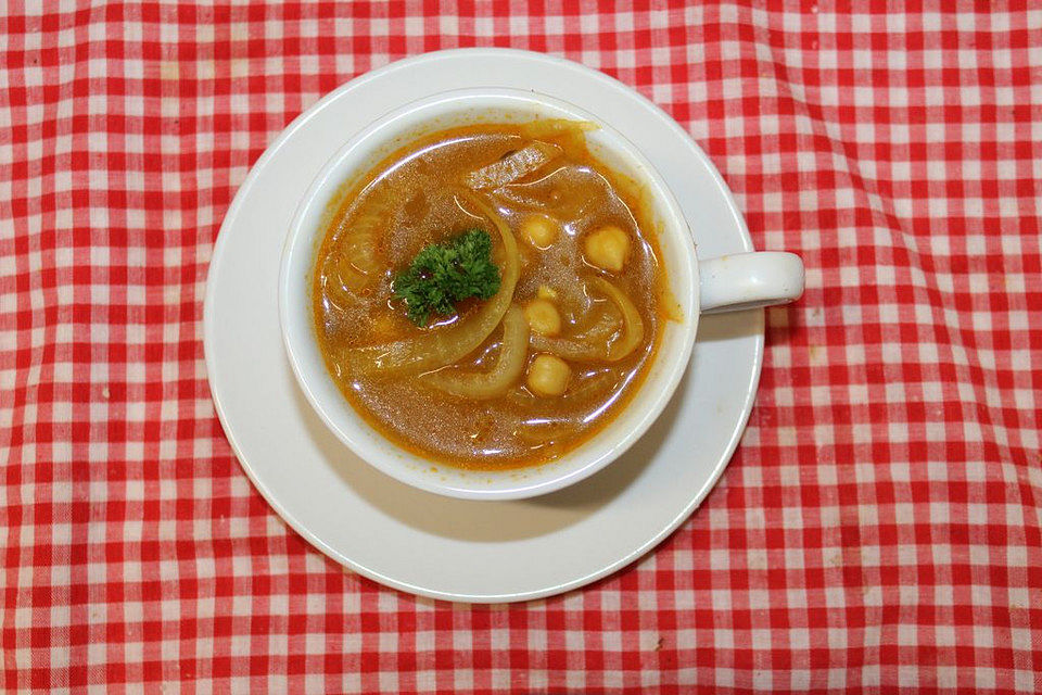 Zwiebelsuppe deftige Art à la Gabi