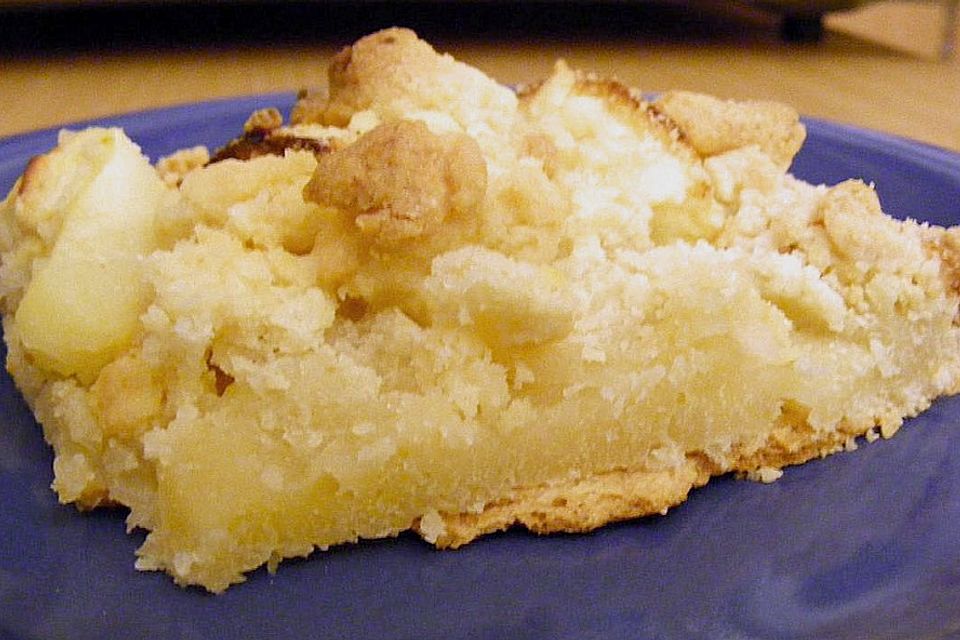 Apfelkuchen mit Streuseln