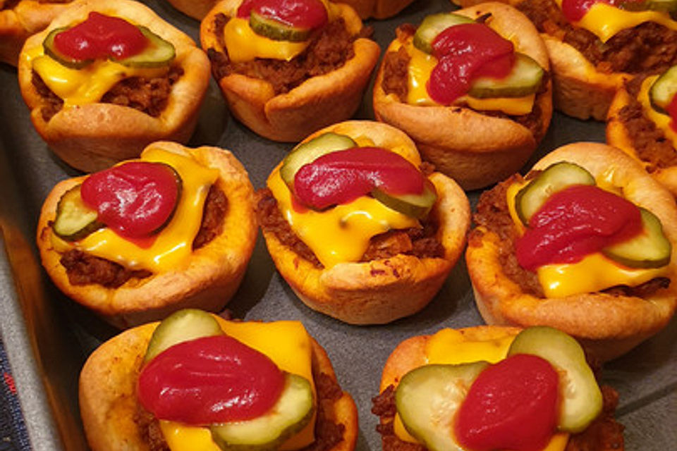 Cheeseburger Muffins