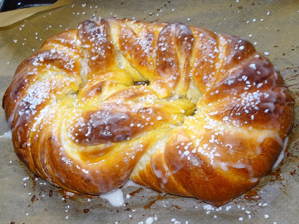 Neujahrs Marzipanbrezel A La Didi Von Dieterfreundt Chefkoch