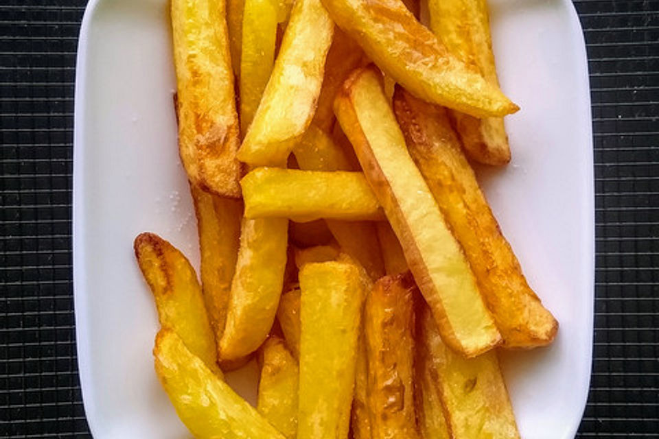 Pommes frites aus der Heißluftfritteuse