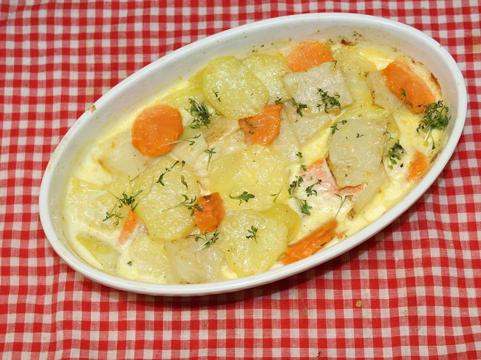 Sellerie-Süßkartoffel-Gratin à la Gabi von gabriele9272| Chefkoch
