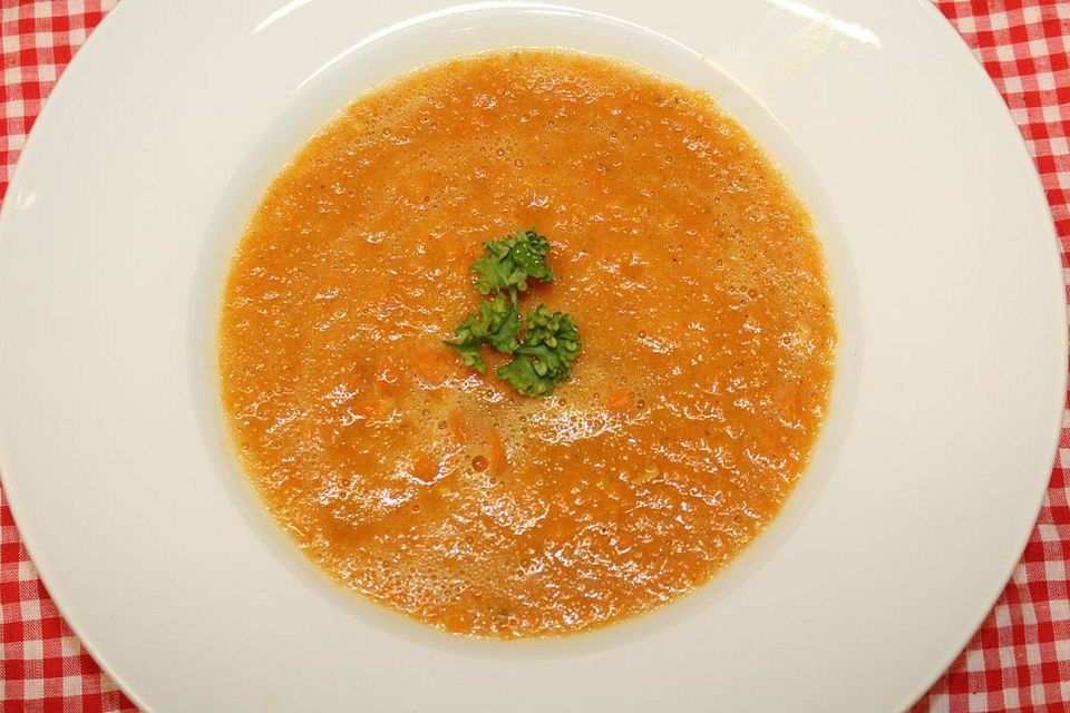 Möhren-Orangen-Ingwersuppe à la Gabi