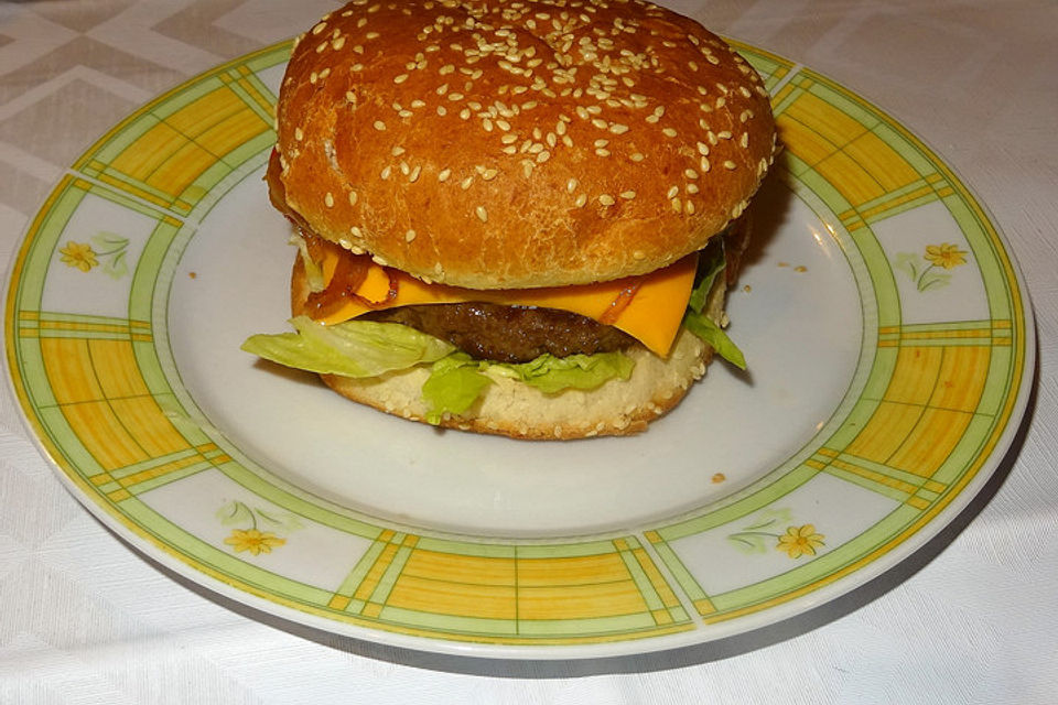 1/4 Pfünder Cheeseburger mit Röstzwiebeln à la Didi