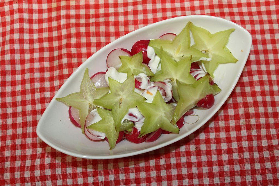 Radieschensalat mit Sternfrucht