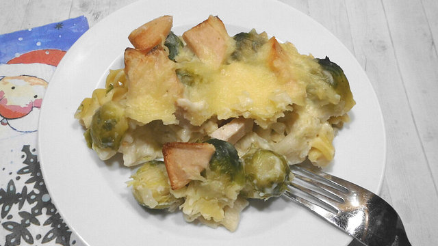 Nudelauflauf mit Rosenkohl von trekneb