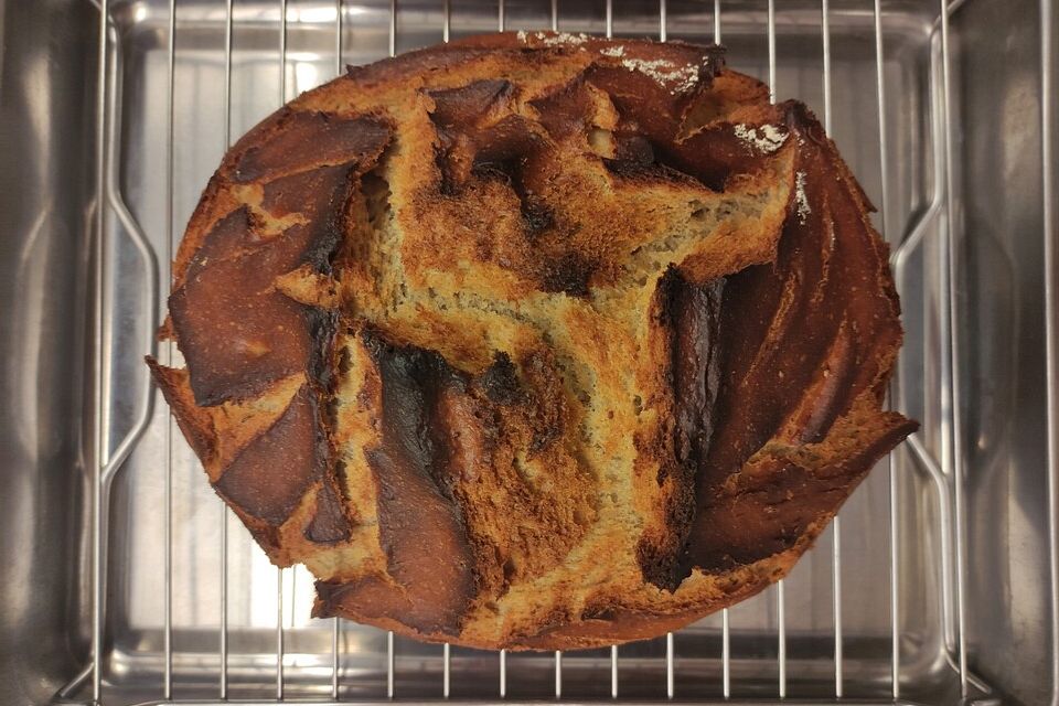 Roggen-Dinkel-Mischbrot im Römertopf