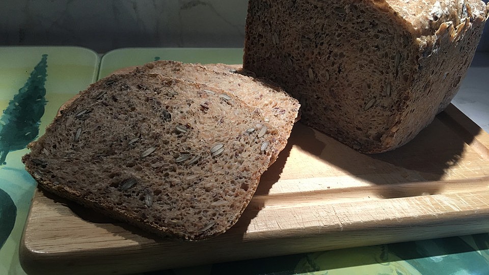 Mein Lieblings Dinkelvollkornbrot mit Kernen für den Brotbackautomaten Mein Lieblings Dinkelvollkornbrot mit Kernen für den Brotbackautomaten