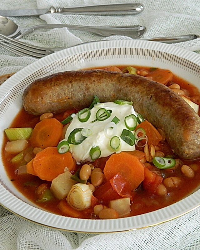 Bratwurst-Tomaten-Bohnen-Topf