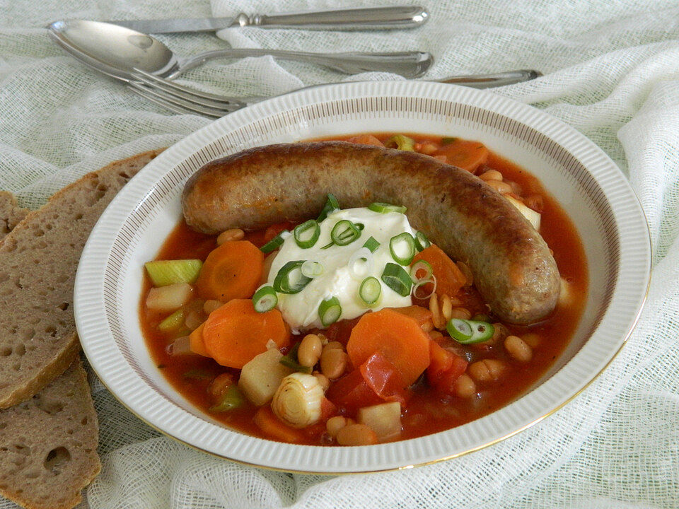 Bratwurst-Tomaten-Bohnen-Topf von McMoe| Chefkoch