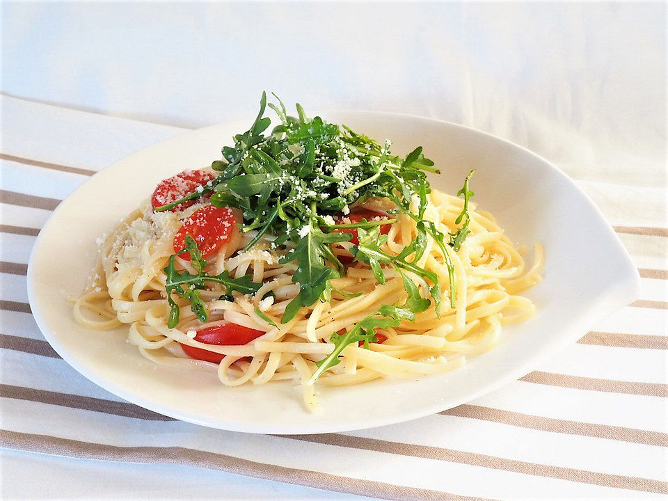 Schnelle Spaghetti mit Tomaten und Rucola von trekneb| Chefkoch