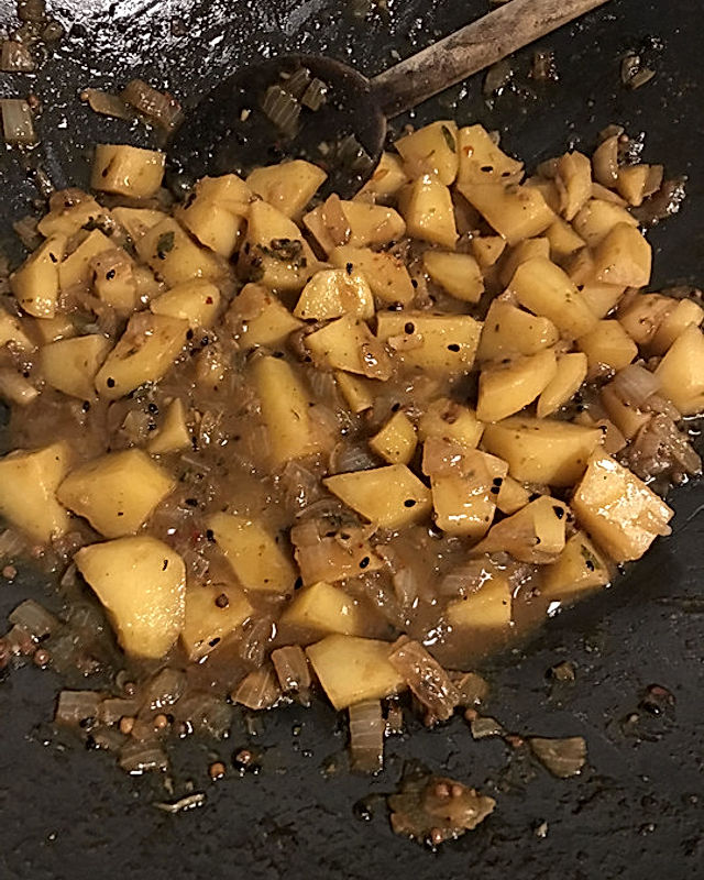 Kartoffel-Zwiebel-Curry