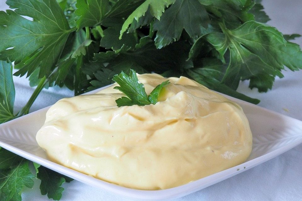 Knobi - Mayo à la Nessa