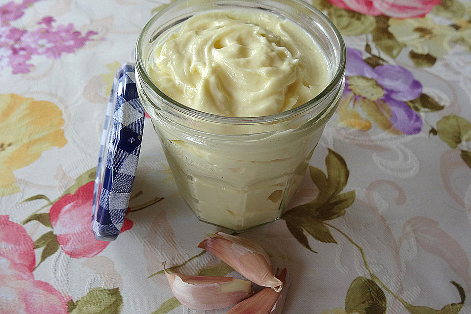 Knobi - Mayo à la Nessa