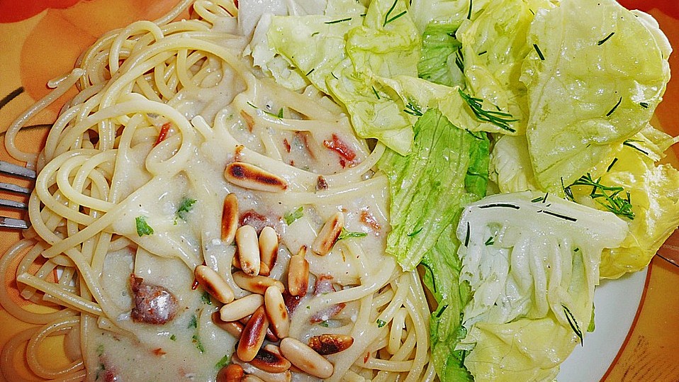 Bandnudeln in Gorgonzola - Soße mit eingelegten Tomaten von Klodi Bandnudeln in Gorgonzola - Soße mit eingelegten Tomaten von Klodi