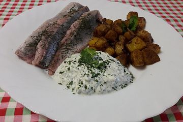 Matjes Mit Bratkartoffeln Und Remoulade
