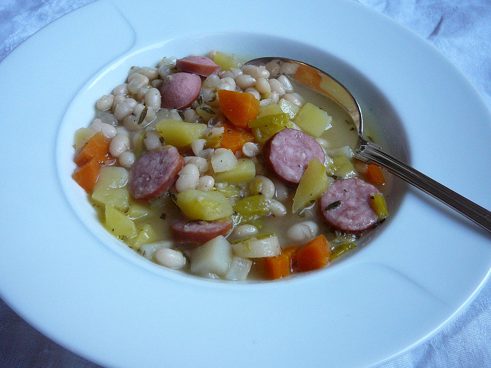 Einfache weiße Bohnensuppe von Rike2| Chefkoch Einfache weiße Bohnensuppe von Rike2| Chefkoch