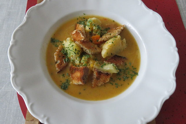 Linsensuppe mit Kürbis und Süßkartoffeln von Kruesty| Chefkoch