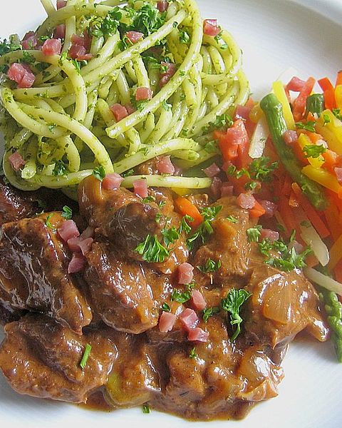 Kalbsrahmgulasch Rezepte | Chefkoch Kalbsrahmgulasch Rezepte | Chefkoch