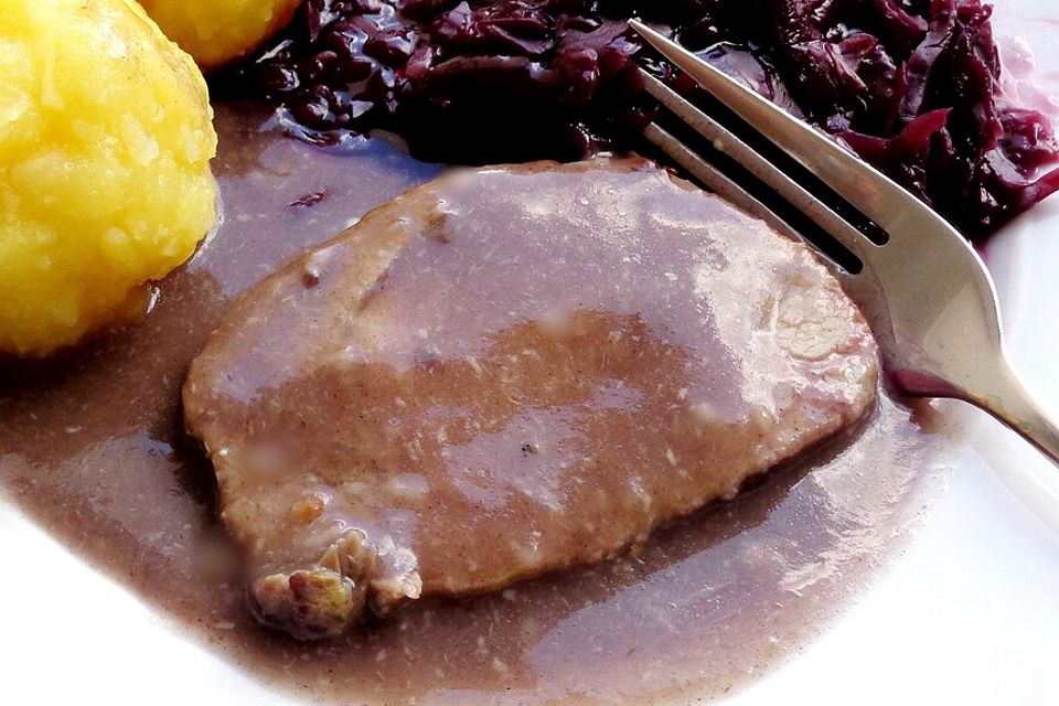 Schweinerückenbraten in Biersoße