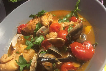 Caldeirada De Peixe Portugiesische Fischsuppe Fischeintopf Mit Baguette Von Dasperfektedinner Chefkoch 