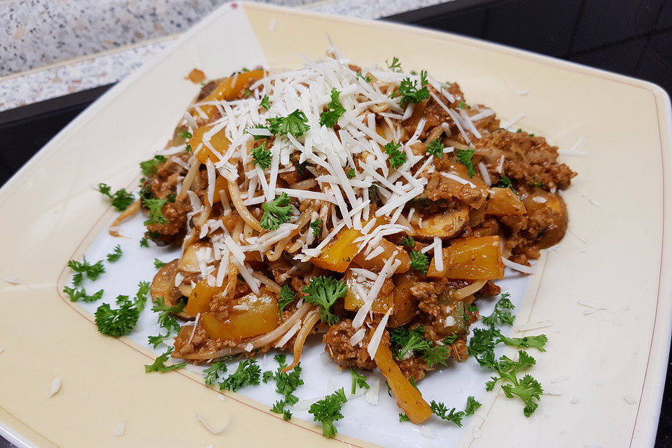 Vegetarische low carb Gemüsepfanne