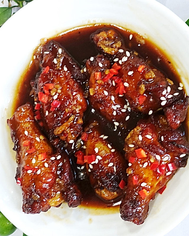 Balinesische Chicken Wings in süß-würziger BBQ-Sauce