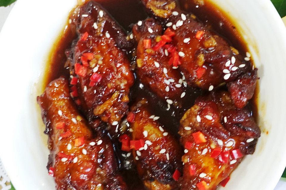 Balinesische Chicken Wings in süß-würziger BBQ-Sauce