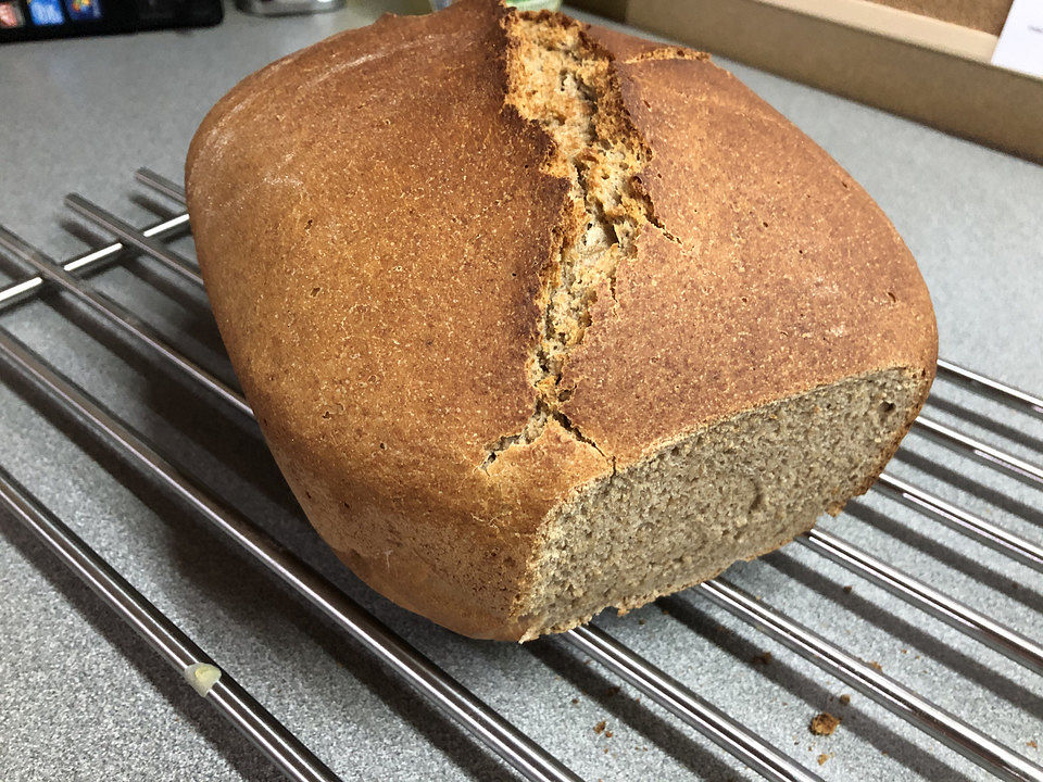 Krustenbrot im Bräter mit Sauerteig von questa224 | Chefkoch