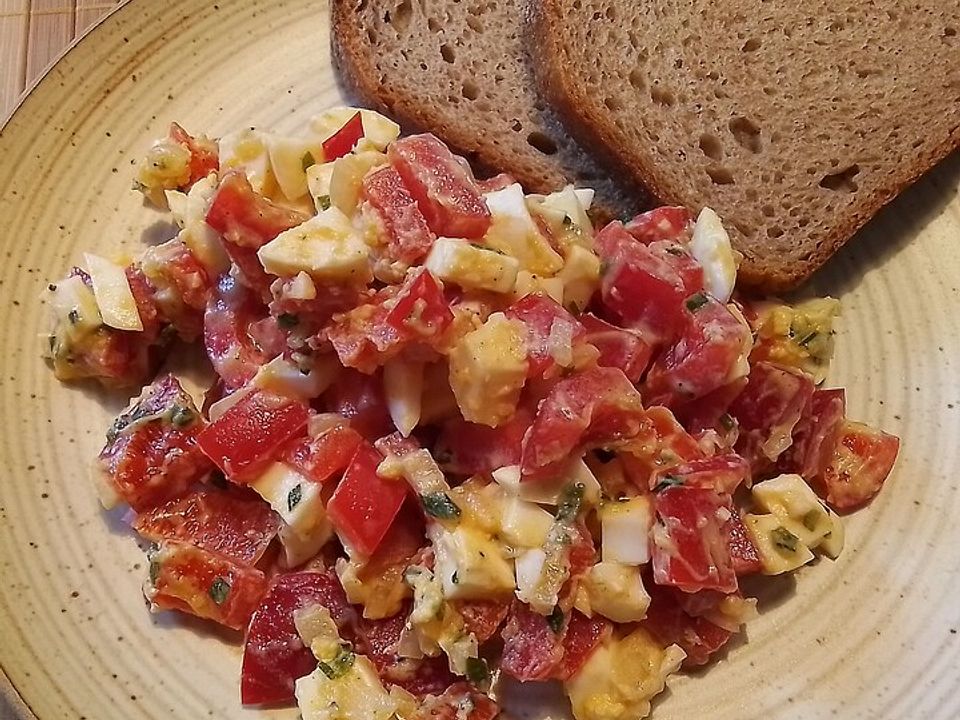 Eiersalat mit Schnittlauch und Paprika von Tzunami| Chefkoch