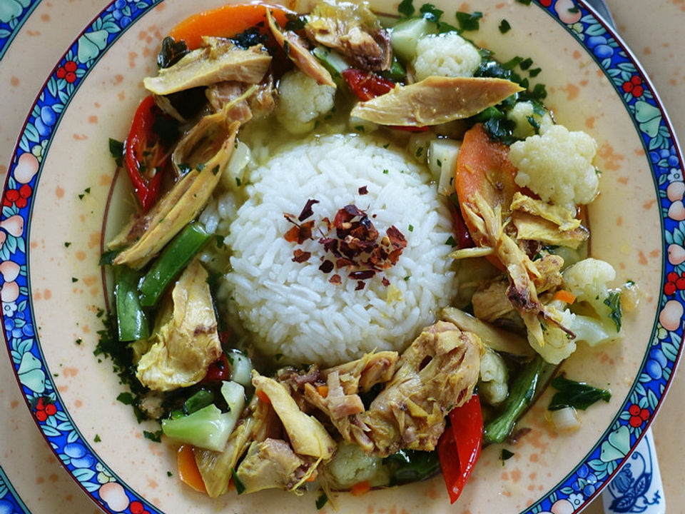 Balinesische Hühnersuppe mit Gemüse und Reis à la Sriwidi von dieter ...